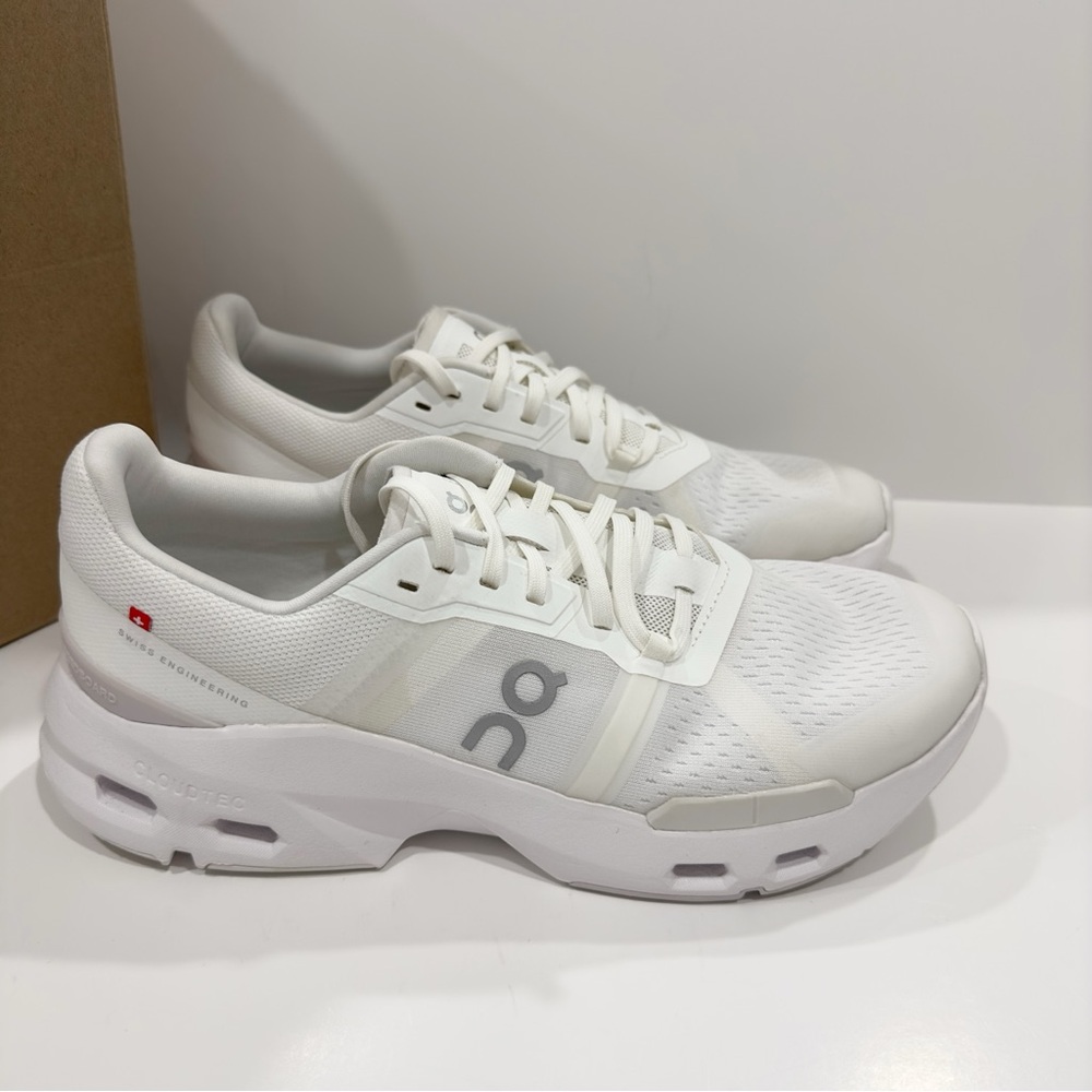 On Running Cloudpulse Men’s Shoes - Picture 3 of 9